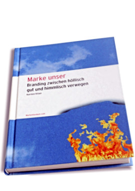 Ich möchte dieses göttliche Kultmarkenbuch unbedingt haben und bestelle es deshalb ganz geschwind via E-Mail (unten rechts)